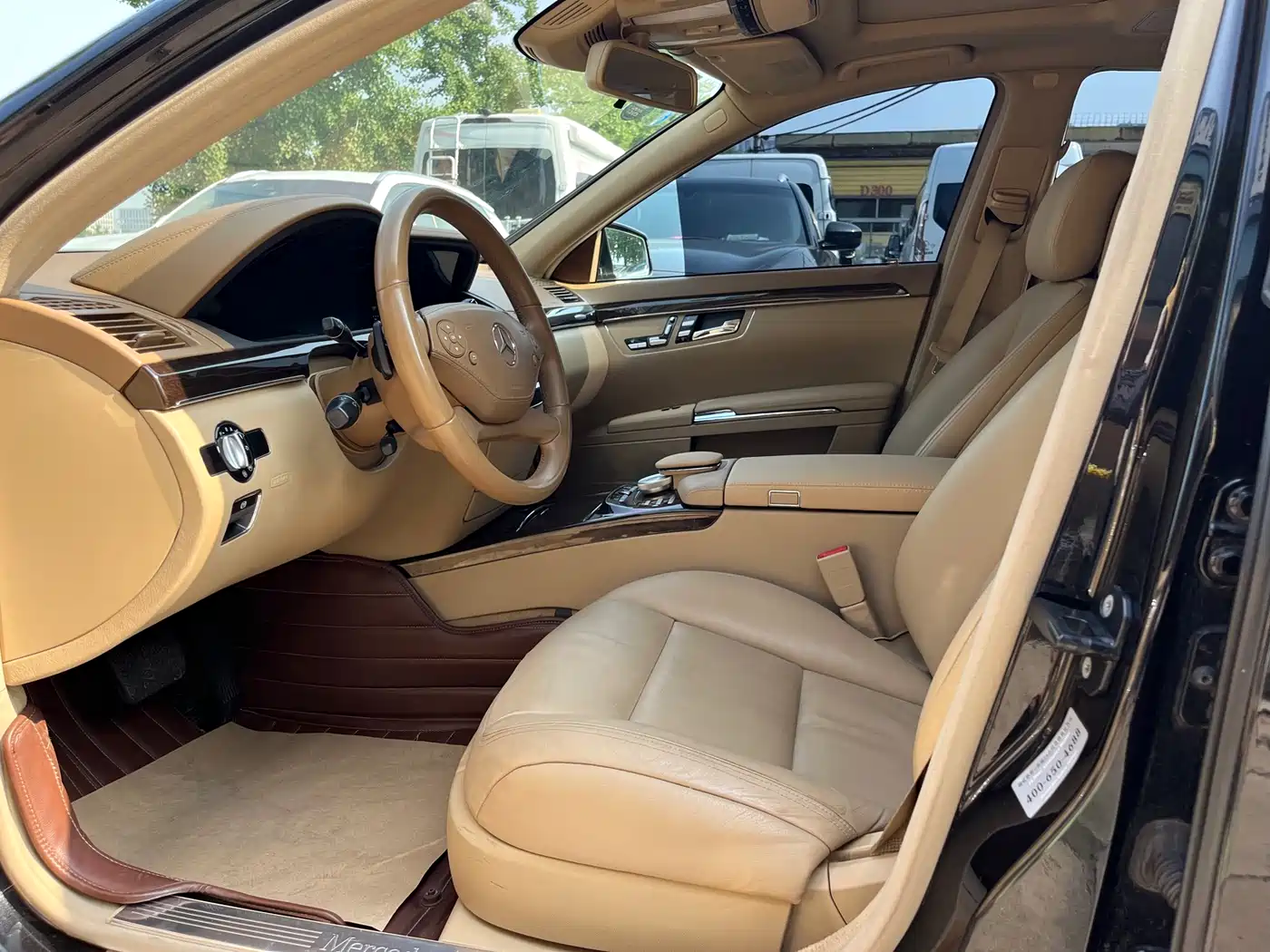 Mercedes-Benz S-Class 2012 S 300 L Luxury Grand Edition фото 9