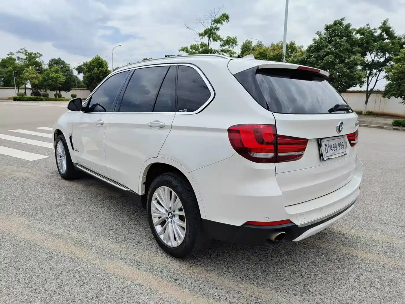 BMW X5 (Import) 2017 xDrive28i фото 5