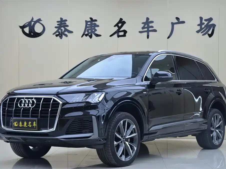 Audi Q7 2023 55 TFSI quattro S line Sport
