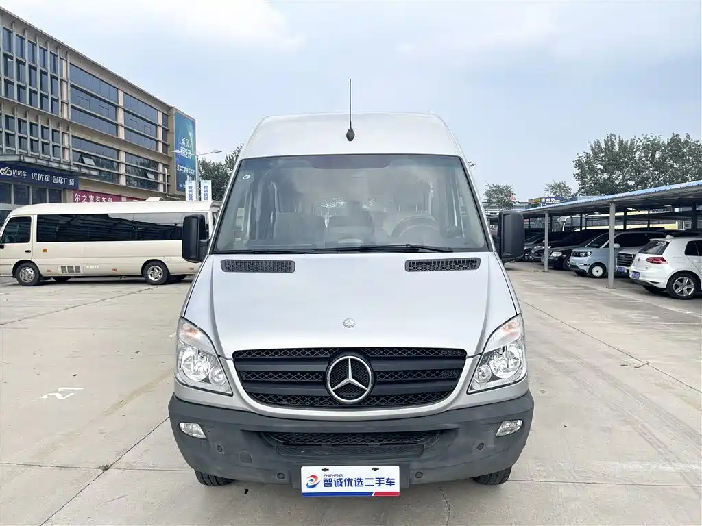 Mercedes-Benz Sprinter 2012 2.1T Jialu Long Wheelbase фото 2