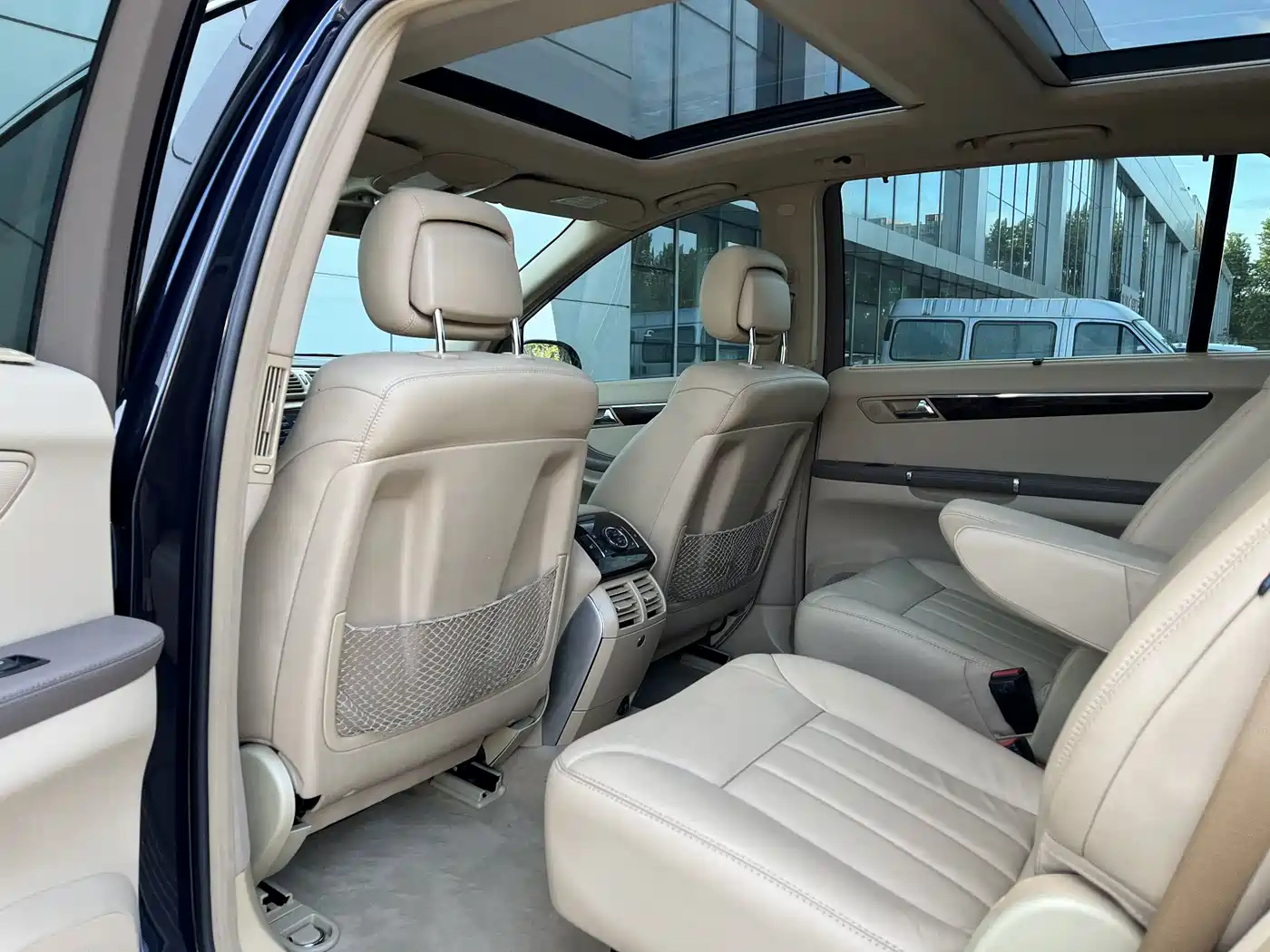 Mercedes-Benz R-Class 2007 R 350 L 4MATIC фото 5