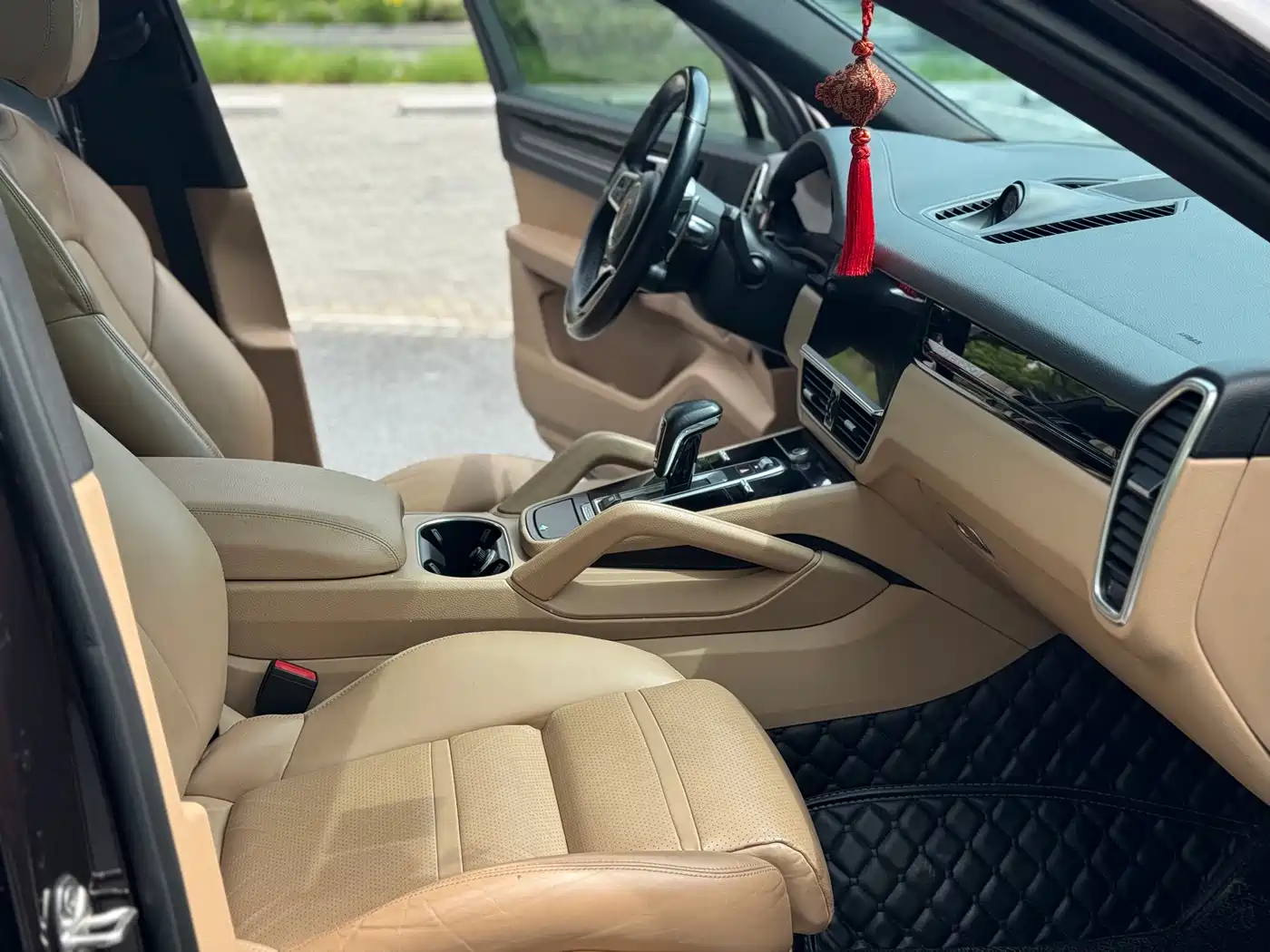 PORSCHE CAYENNE NEW ENERGY