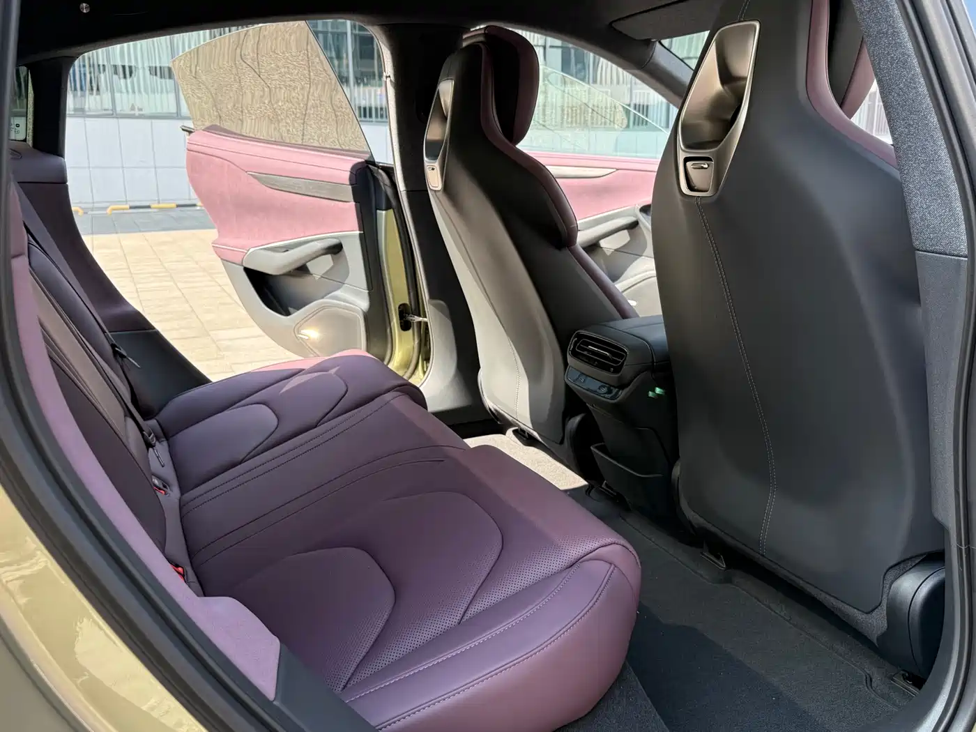 XIAOMI CAR XIAOMI SU7