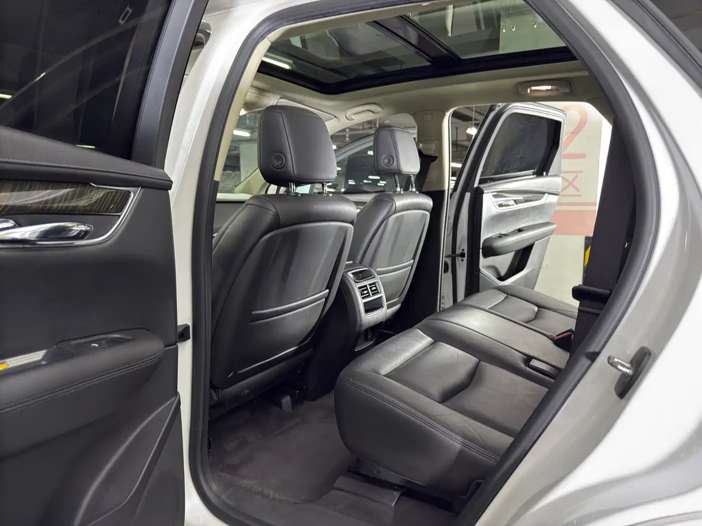 Cadillac XT5 2016 25T Luxury Model фото 11