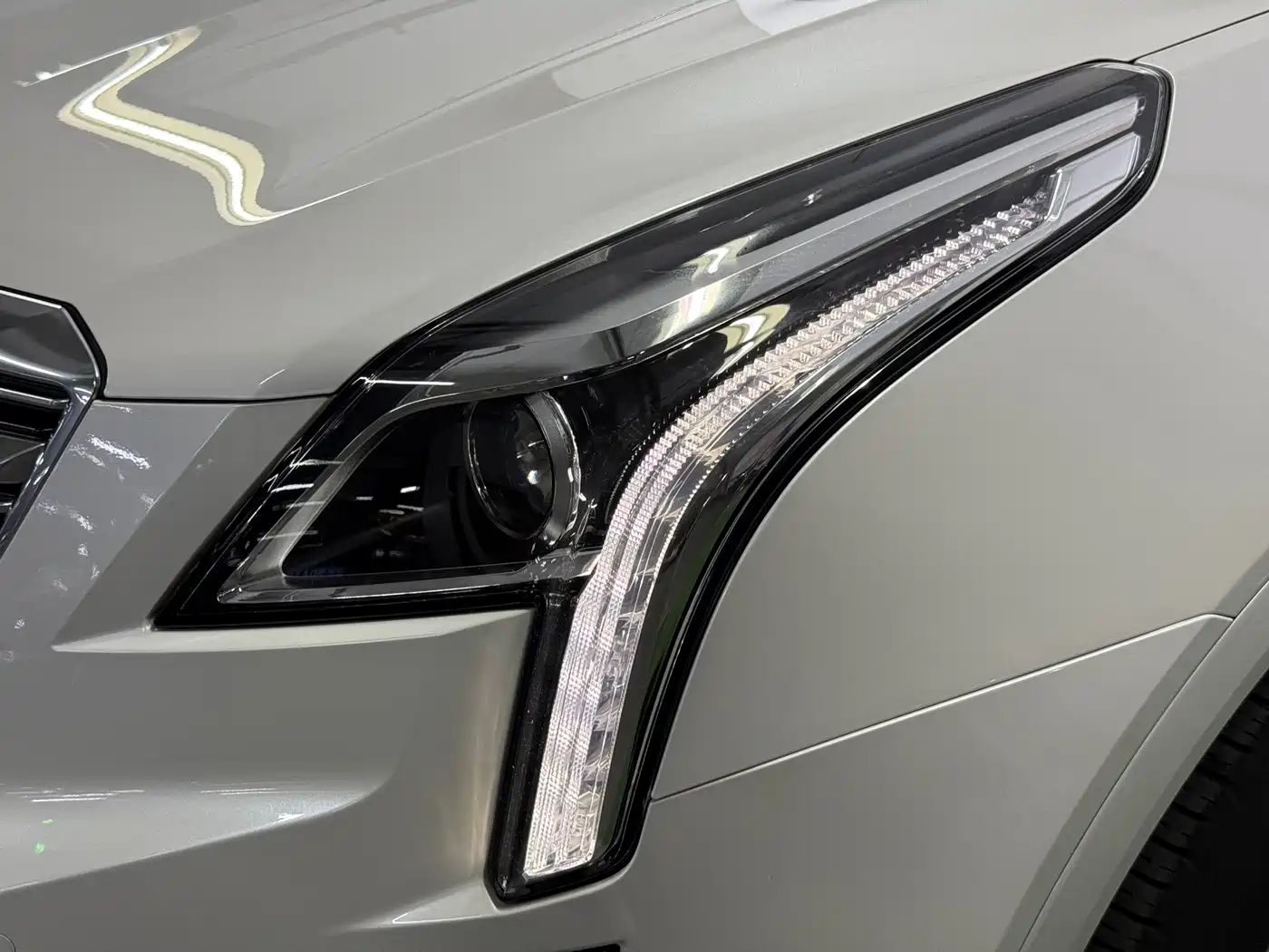 Cadillac XT5 2016 25T Luxury Model фото 20
