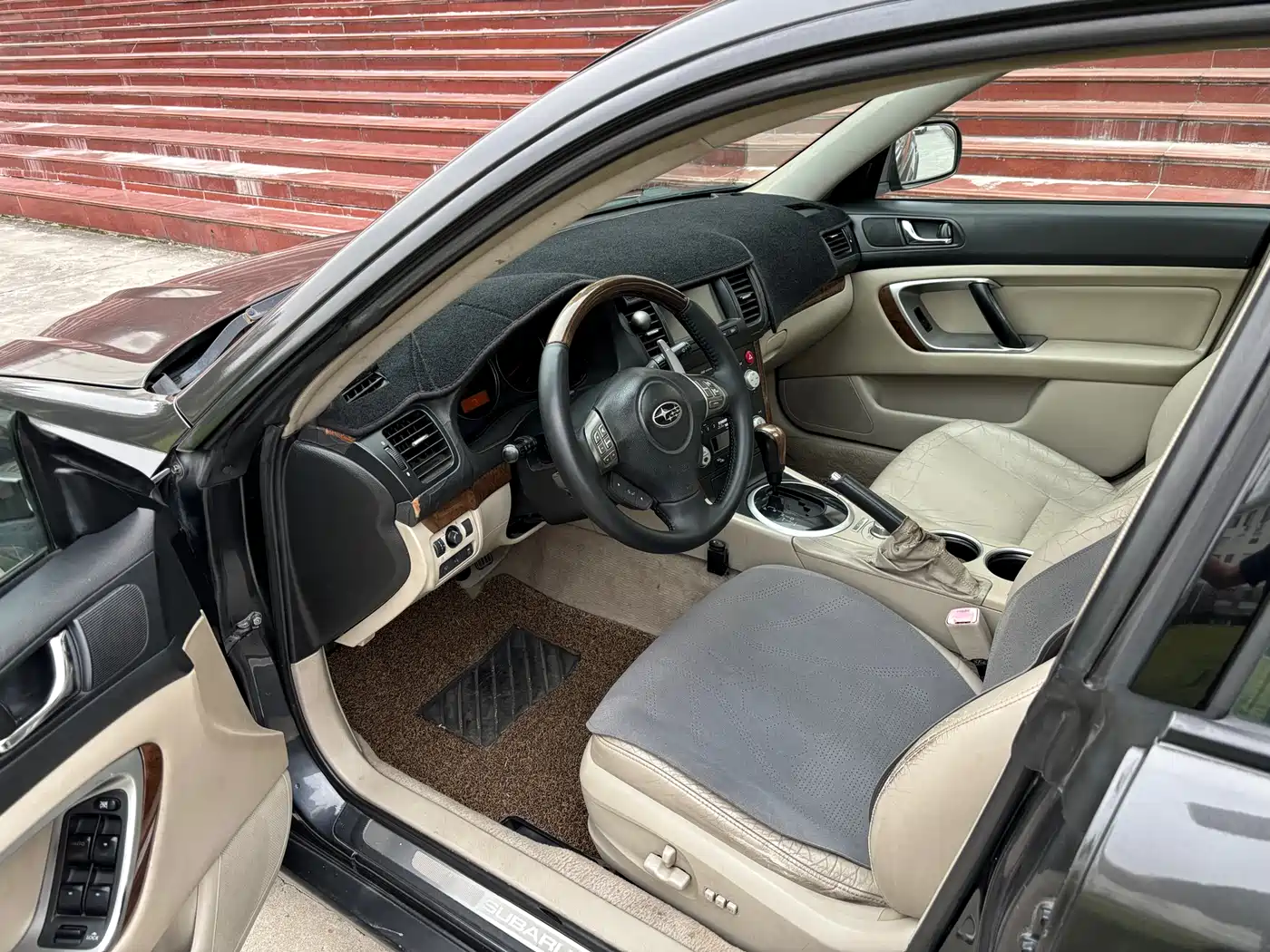Subaru Outback 2005 3.0R фото 10