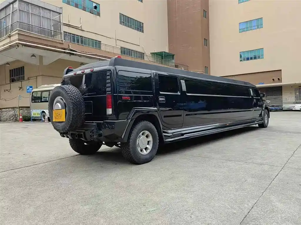 Hummer H2 фото 9
