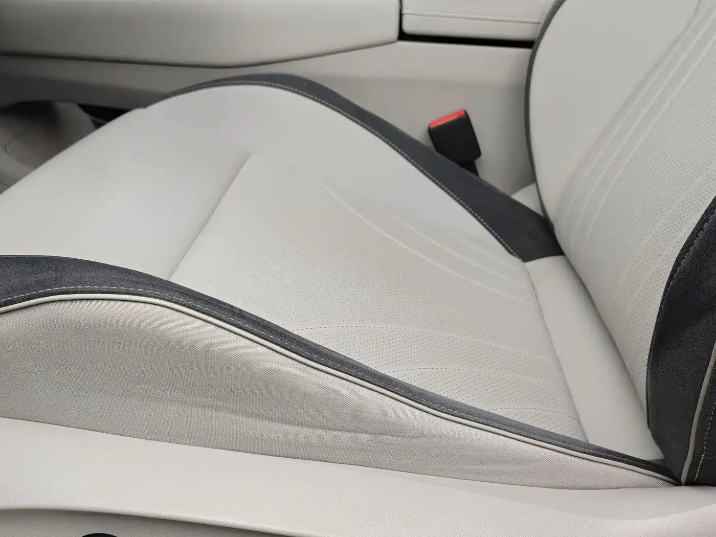 VOLKSWAGEN ID.7 VIZZION