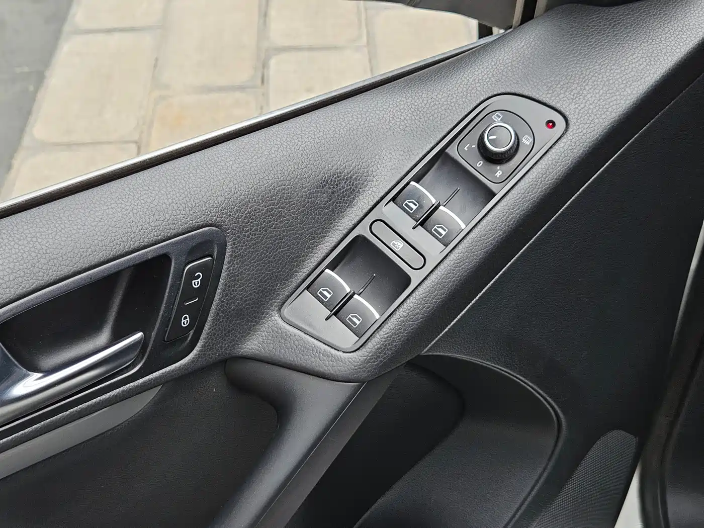 Volkswagen Tiguan 2013 2.0TSI Auto 4WD Luxury Edition фото 13