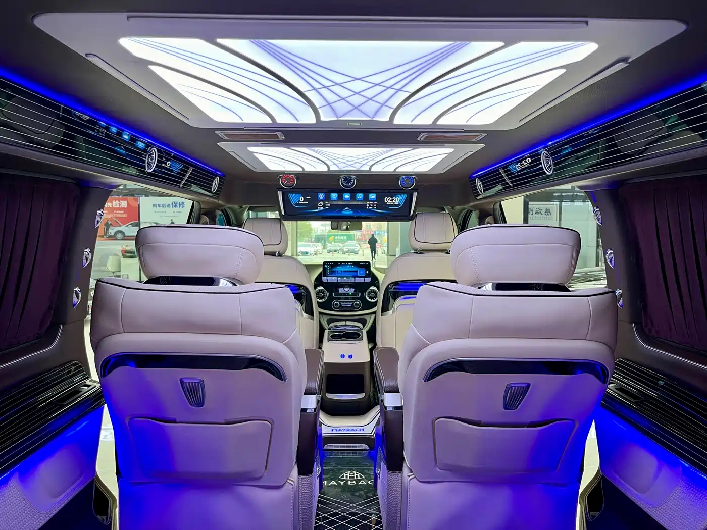 Mercedes-Benz Vito 2023 2.0T Business 7-Seater фото 15