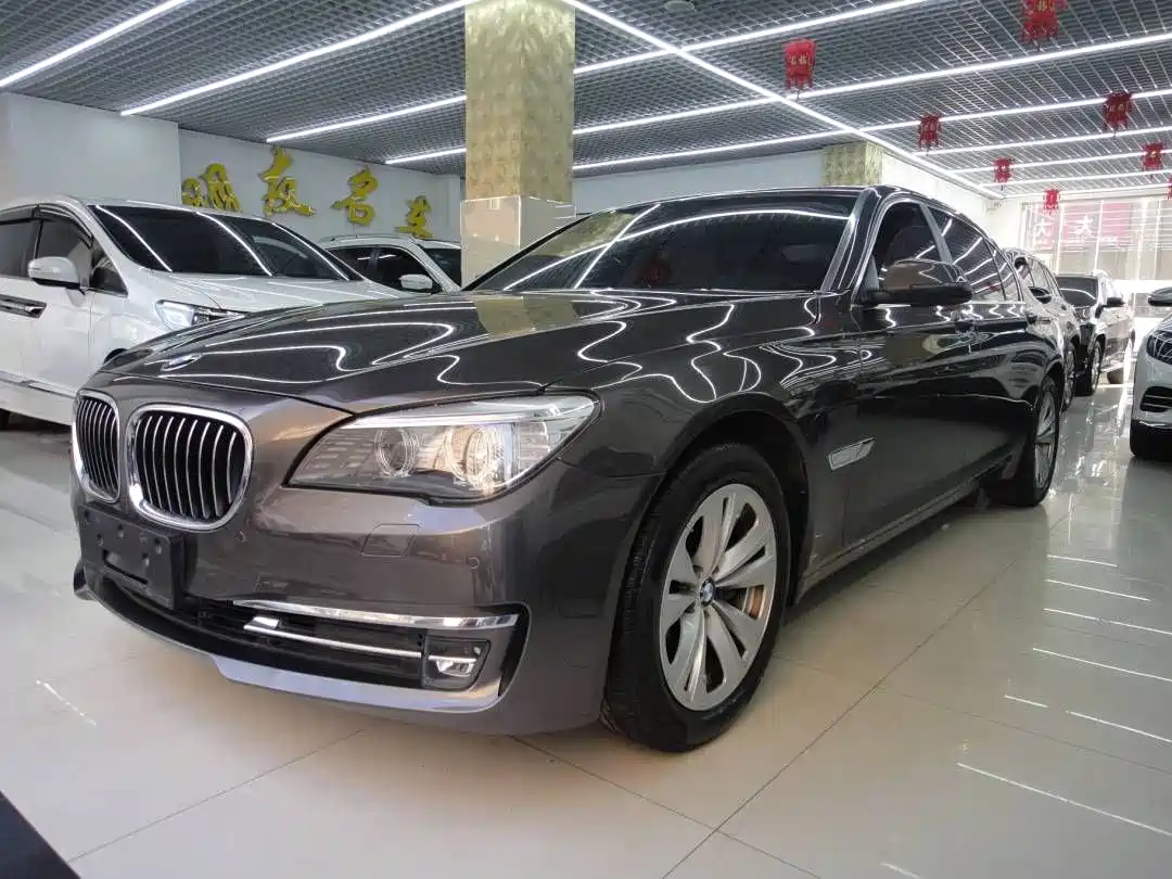 BMW 7 Series 2013 Model 730Li Leading