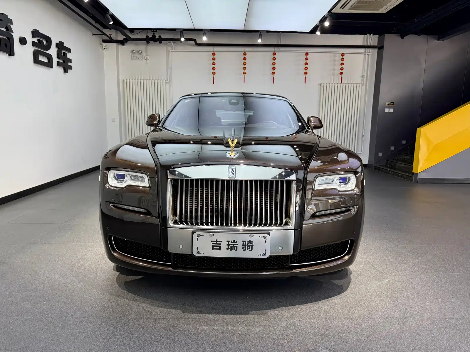 Фото 2 - Rolls-Royce Ghost