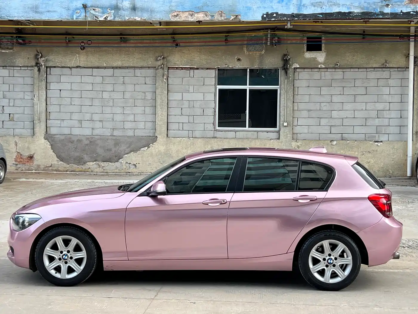 BMW 1 Series (Import) 2012 116i Leading фото 3