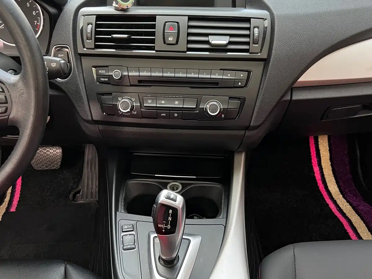BMW 1 Series (Import) 2012 116i Leading фото 20