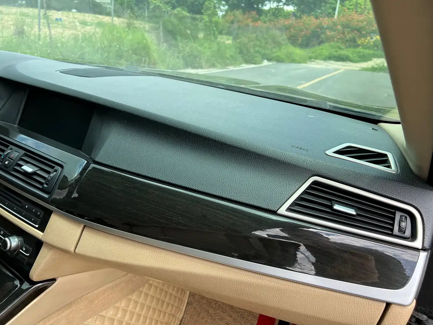 BMW 5 Series 2012 535Li Luxury фото 22