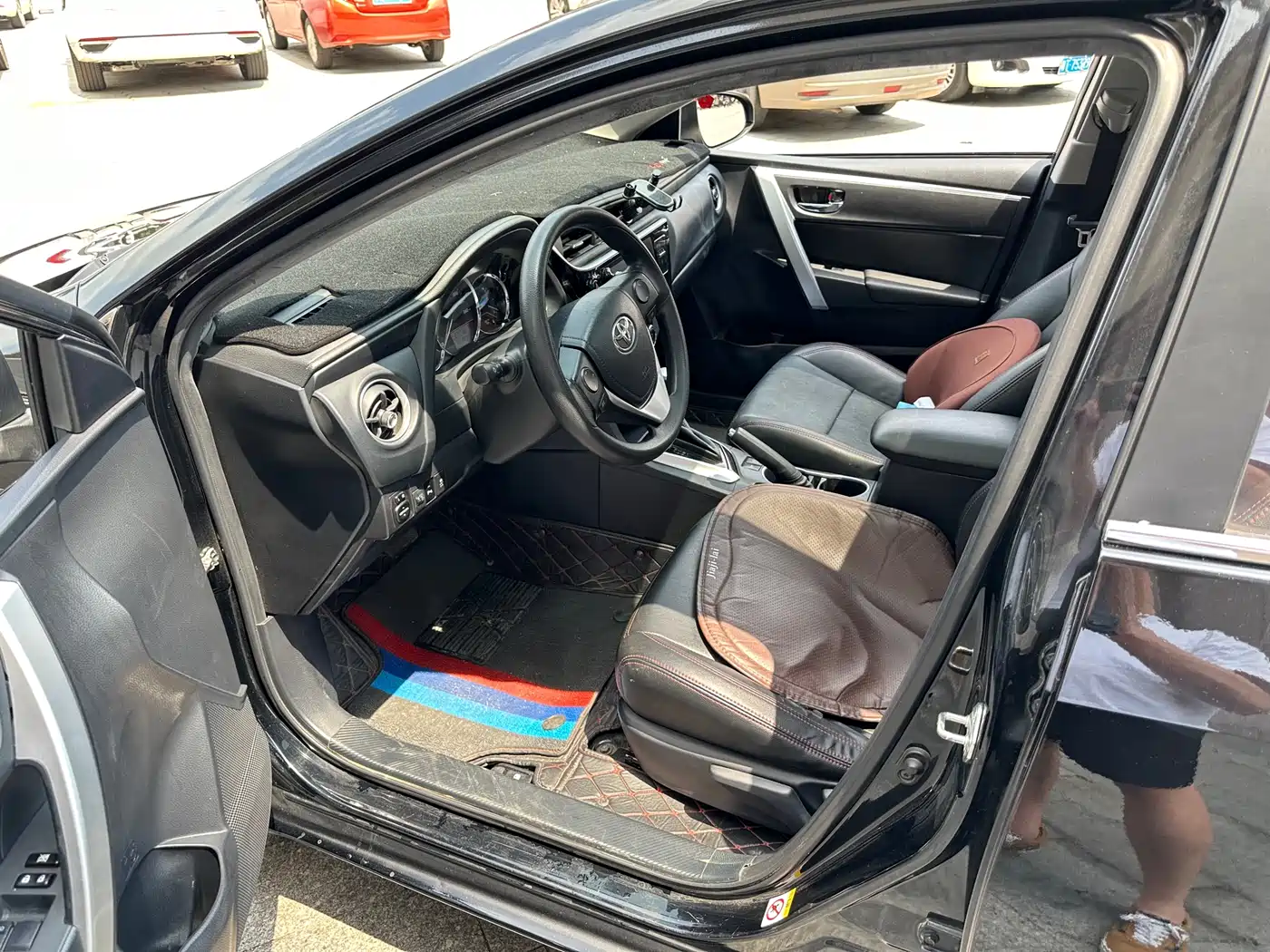 Toyota Levin 2017 Facelift 185T CVT Elite (China V) фото 4
