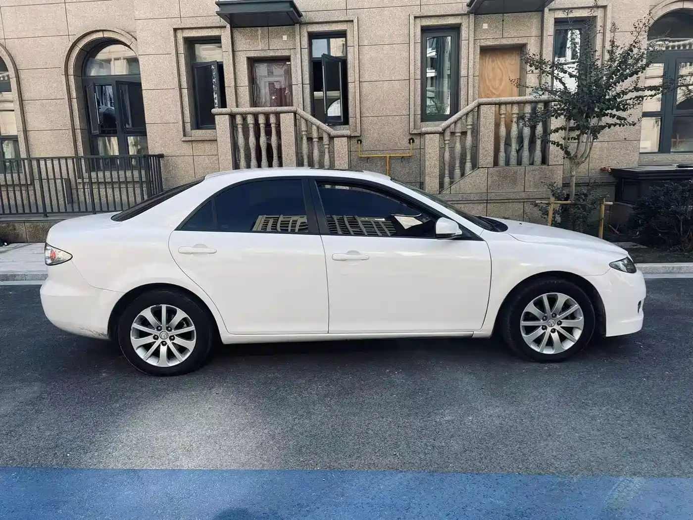 Фото 7 - Mazda 6
