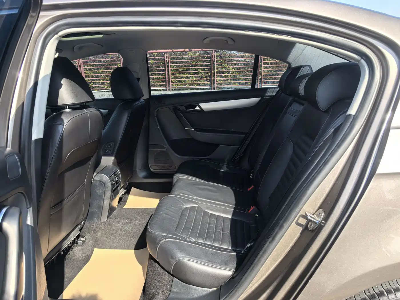 Volkswagen Magotan 2016 1.8TSI Smart Leading фото 5