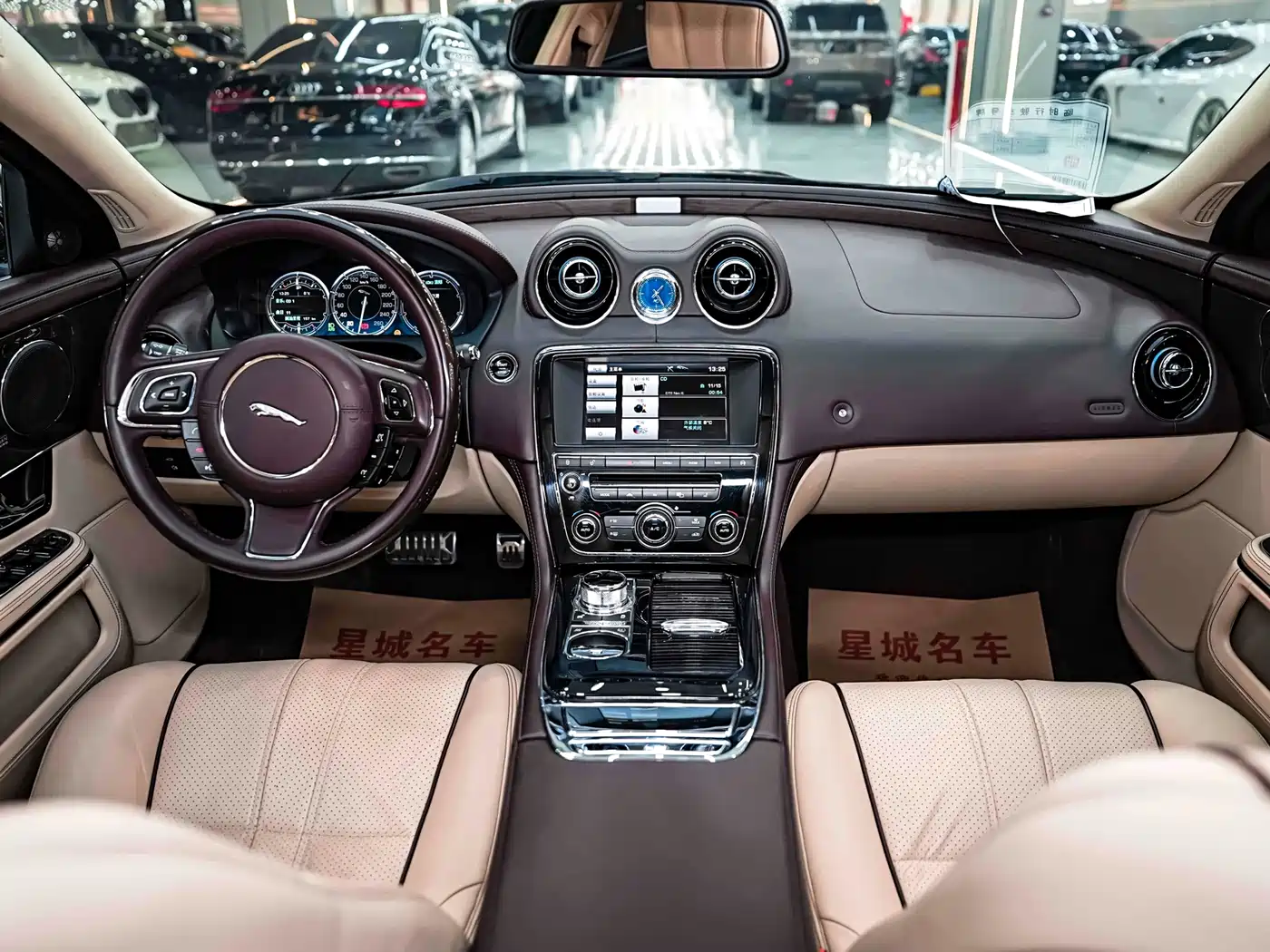 Jaguar XJ 2013 XJL 5.0 SC Ultimate Genesis Edition 5-seater фото 9