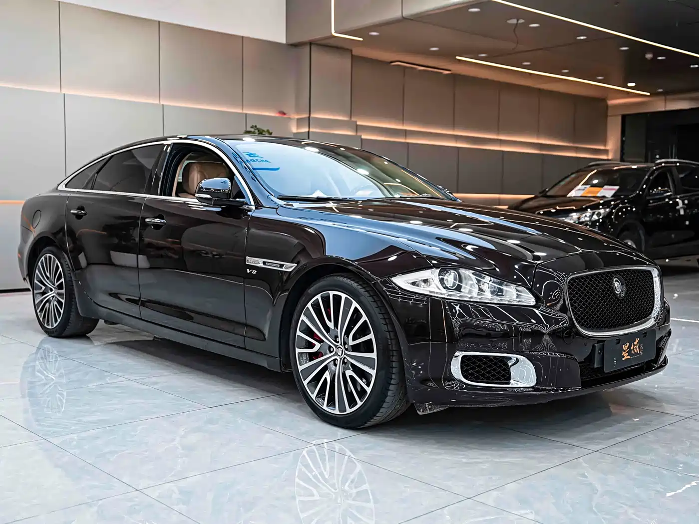Jaguar XJ 2013 XJL 5.0 SC Ultimate Genesis Edition 5-seater фото 3