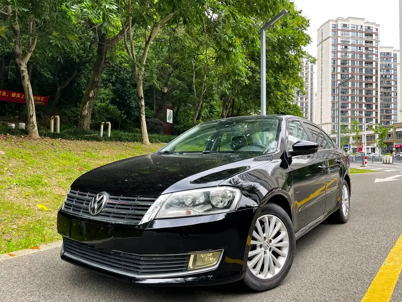 Volkswagen Lavida 2013 1.6L Automatic Comfort Edition