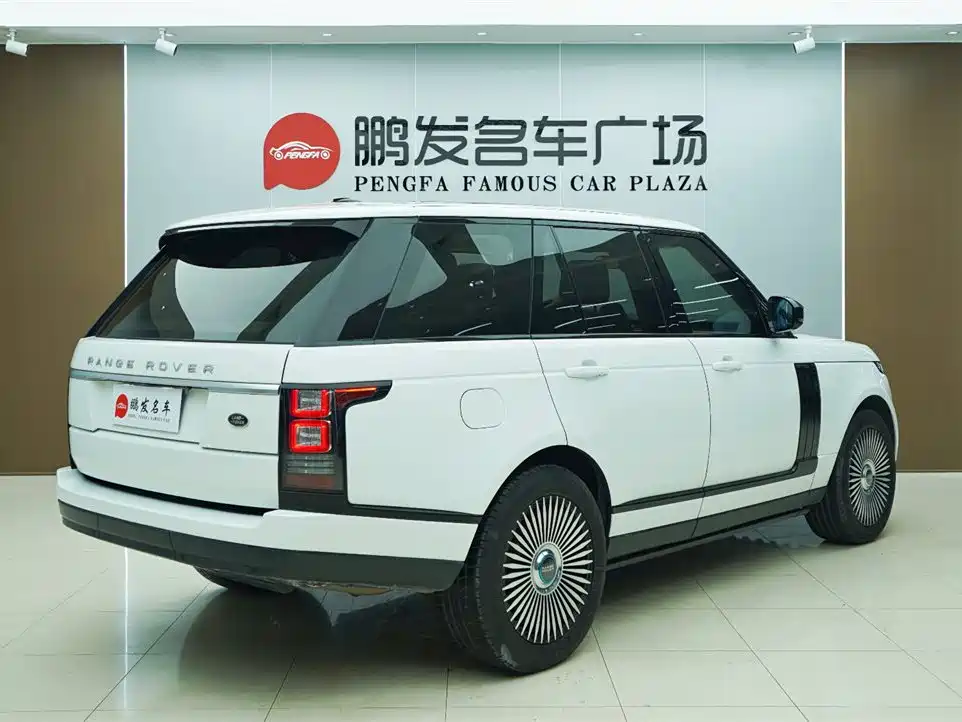 Land Rover Range Rover 2015 3.0 TDV6 Vogue фото 18