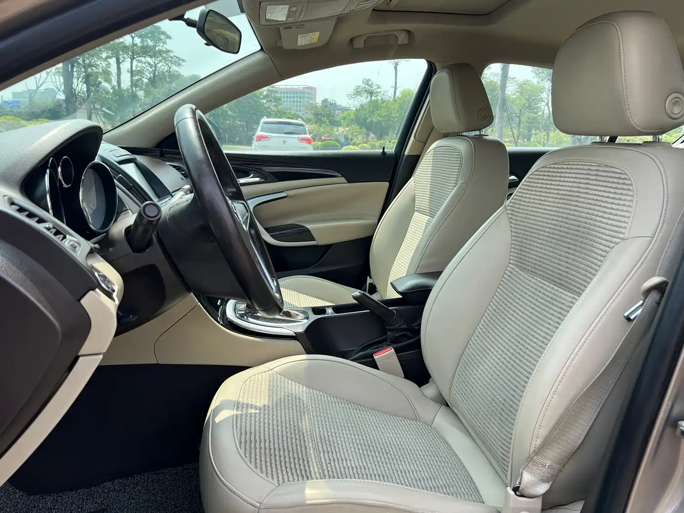 Buick Regal 2014 2.0L Leading Fashion Type фото 10