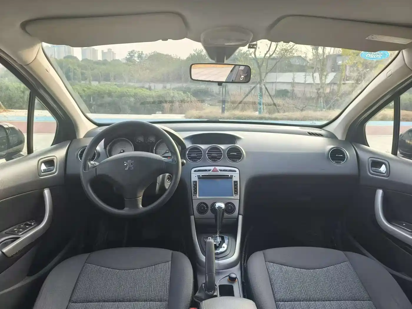 Peugeot 408 2012 2011 1.6L Automatic Comfort Edition