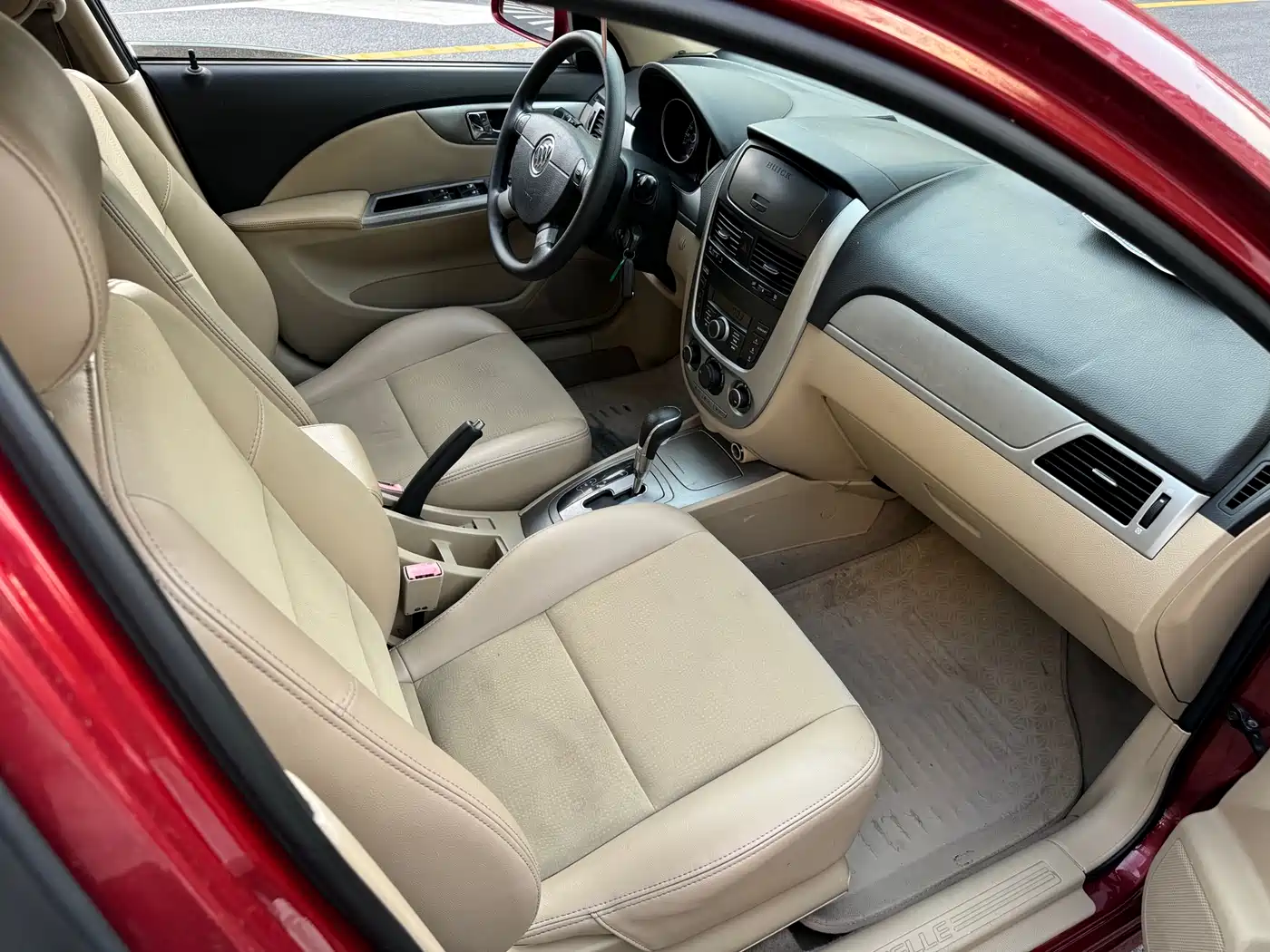 Buick Excelle 2013 1.5L Automatic Classic фото 5
