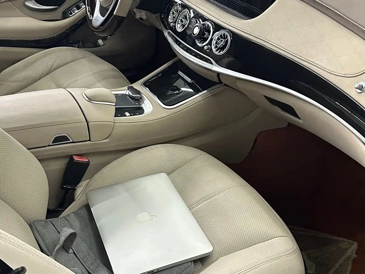 Photo 5 - Mercedes-Benz S-Class