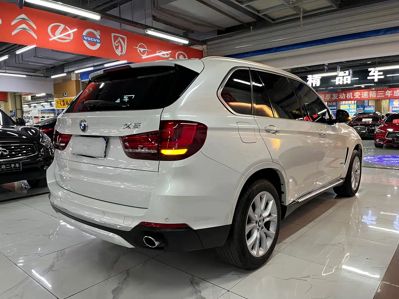 BMW X5 (Import) 2014 xDrive35i Leading фото 5