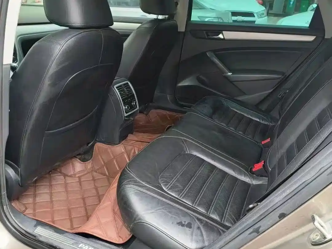 Volkswagen Passat 2015 1.8TSI DSG Prestige Edition фото 5