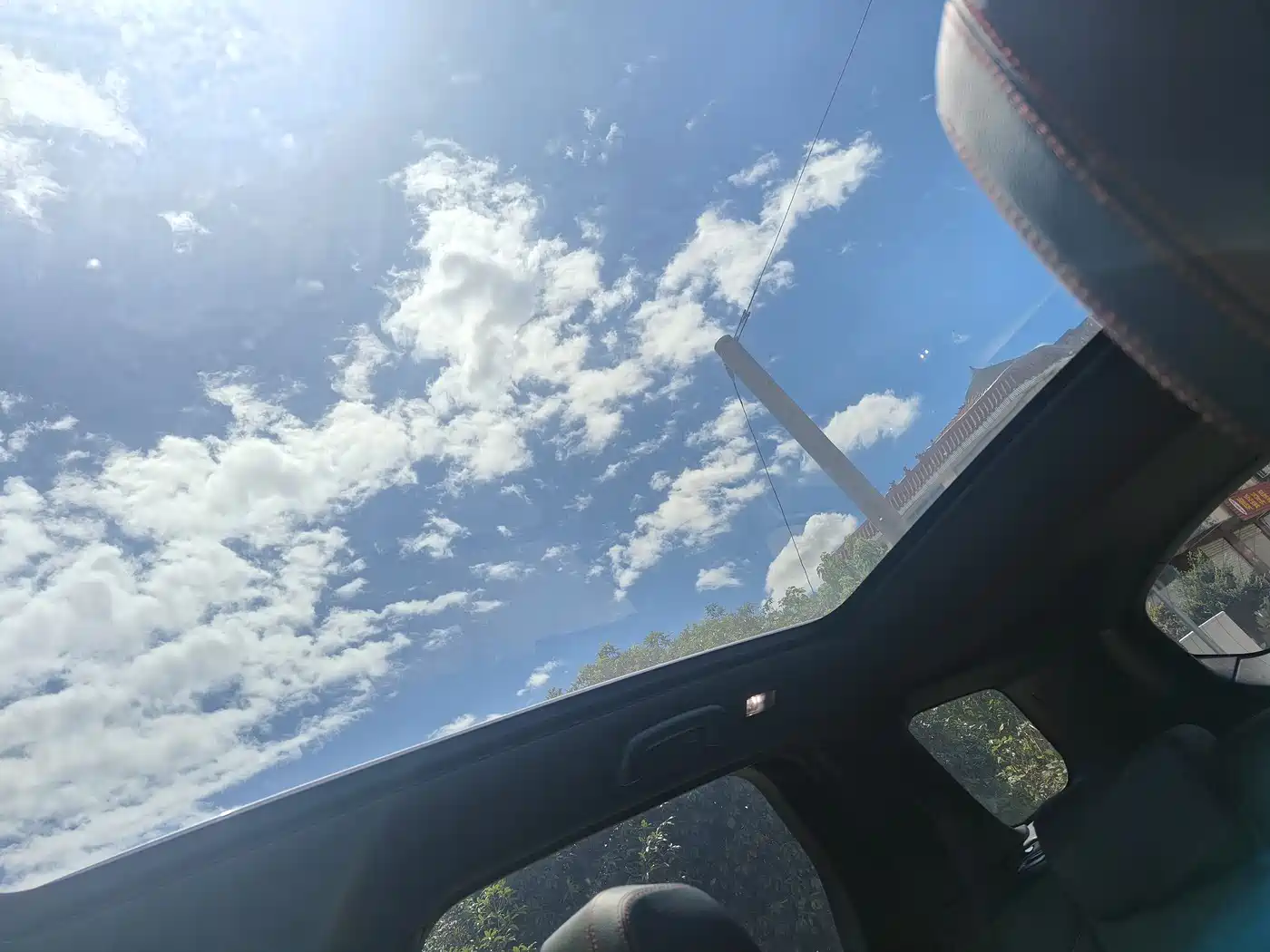 LAND ROVER DISCOVER SPORTS