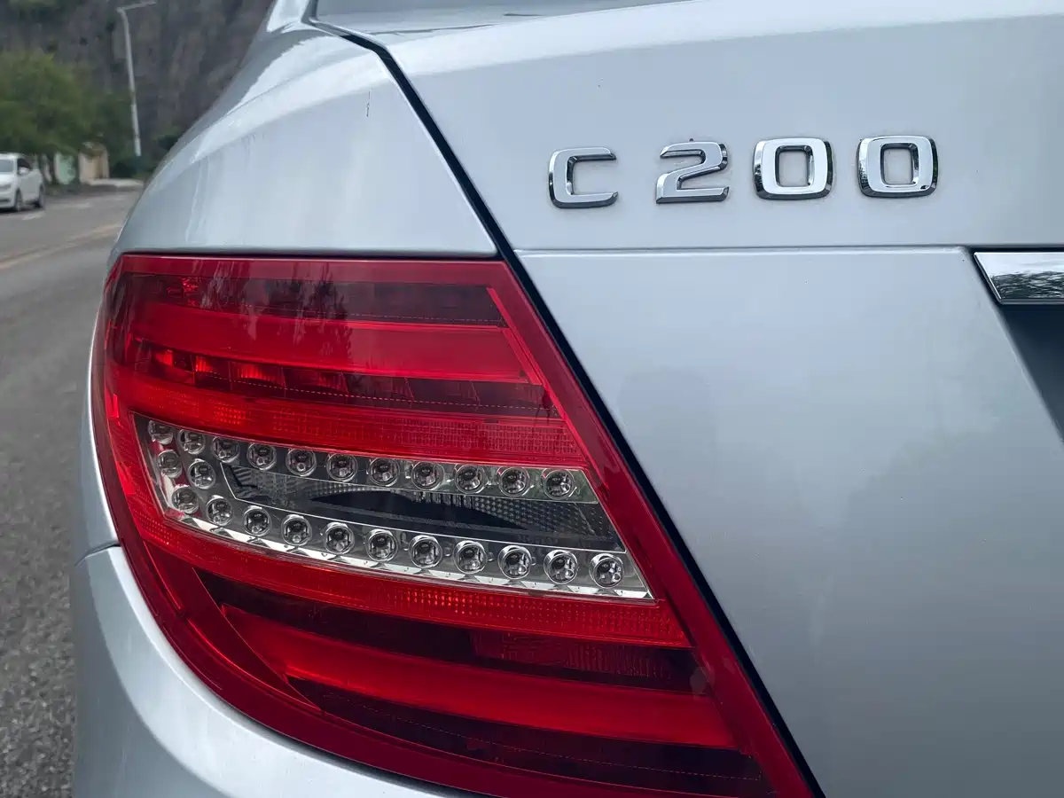 Mercedes-Benz C-Class 2011 C 200 CGI Fashion фото 16
