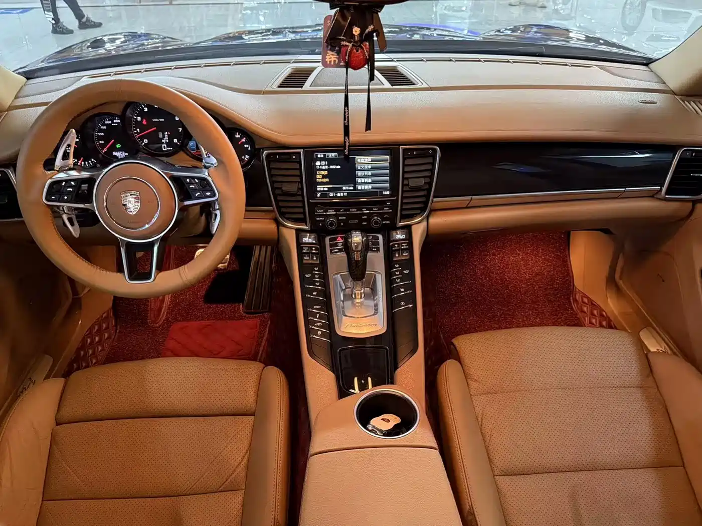 Porsche Panamera 2014 Panamera 4 3.0T фото 8