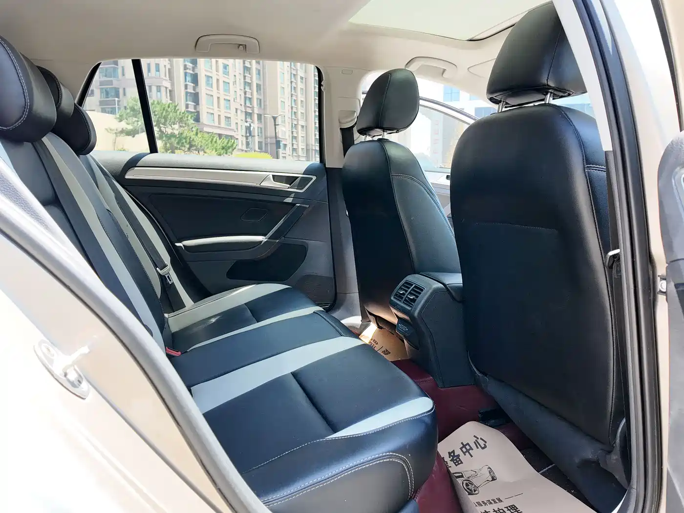 Volkswagen Golf 2019 200TSI DSG Comfort (China V) фото 9