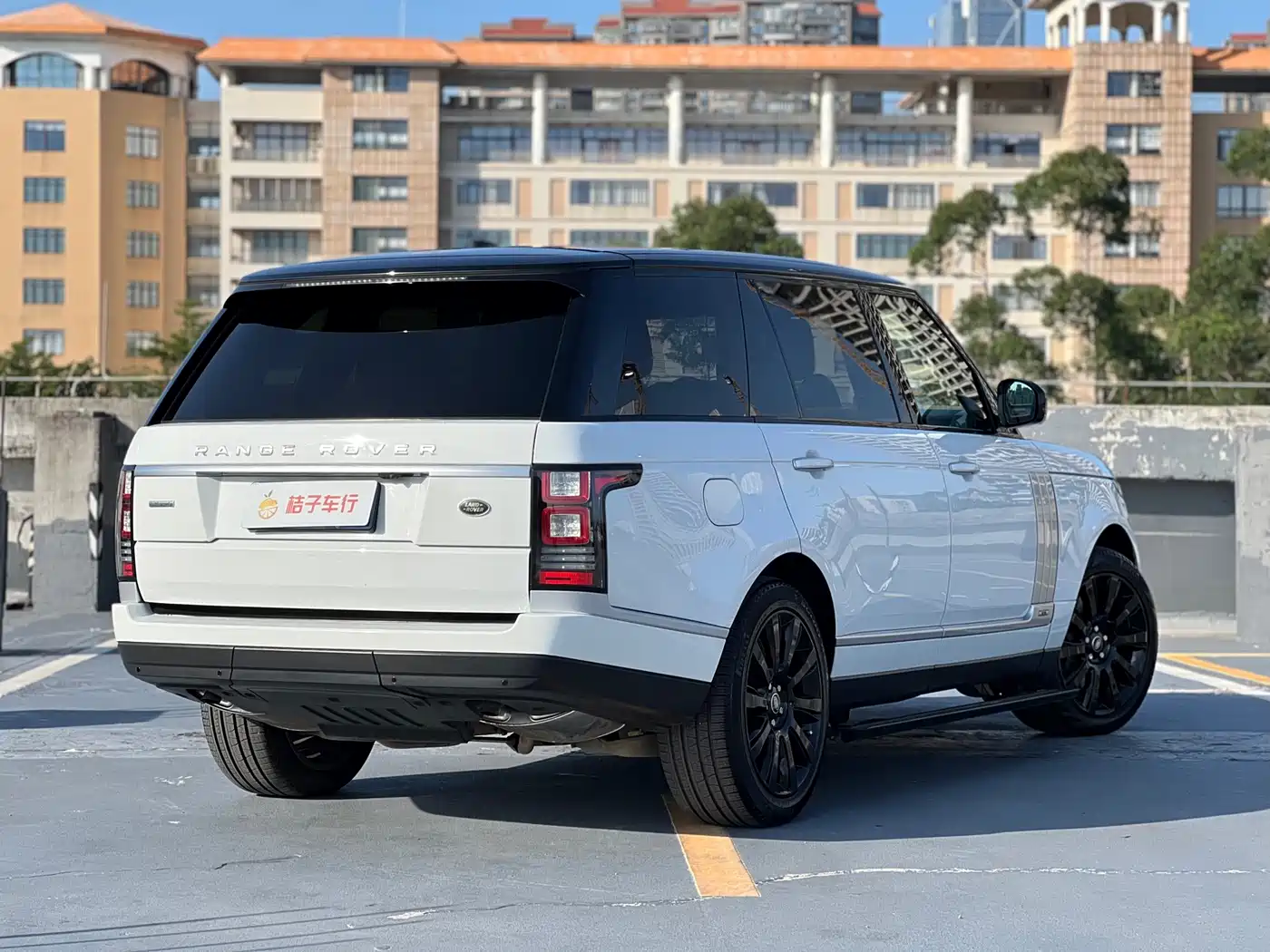 Land Rover Range Rover 2017 3.0 SC V6 AB Ultimate Autobiography LWB фото 4