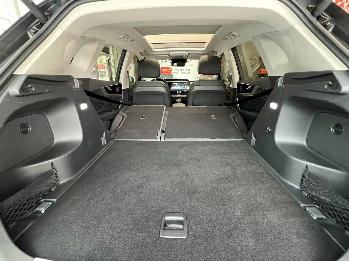 Hongqi HS5 2022 2.0T Smart Connect Premium Edition фото 12