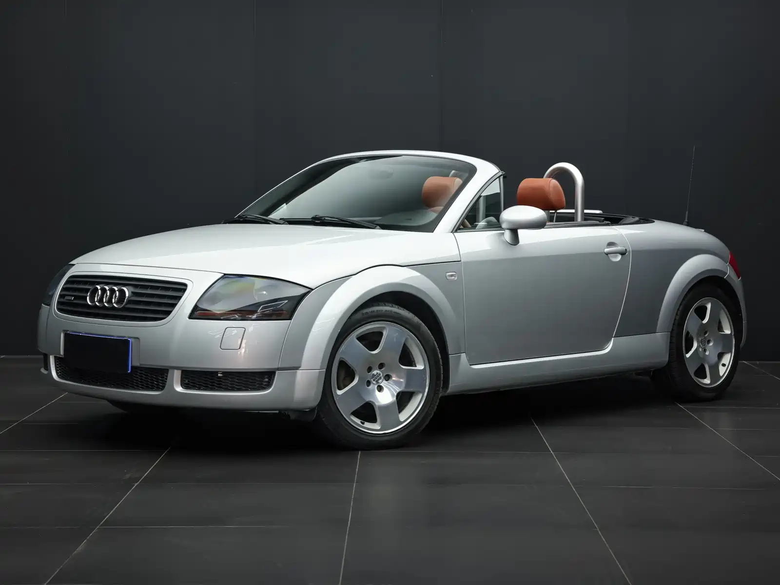 Фото 1 - Audi TT