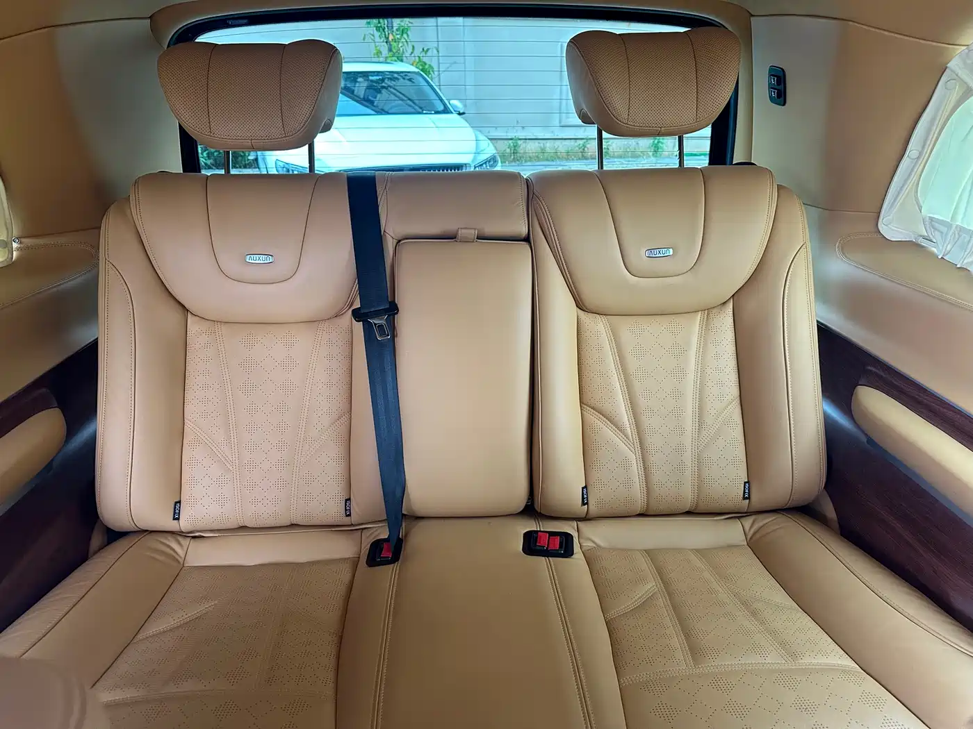 Mercedes-Benz V-Class 2018 V 260 L Premium Long Wheelbase Edition China VI фото 10