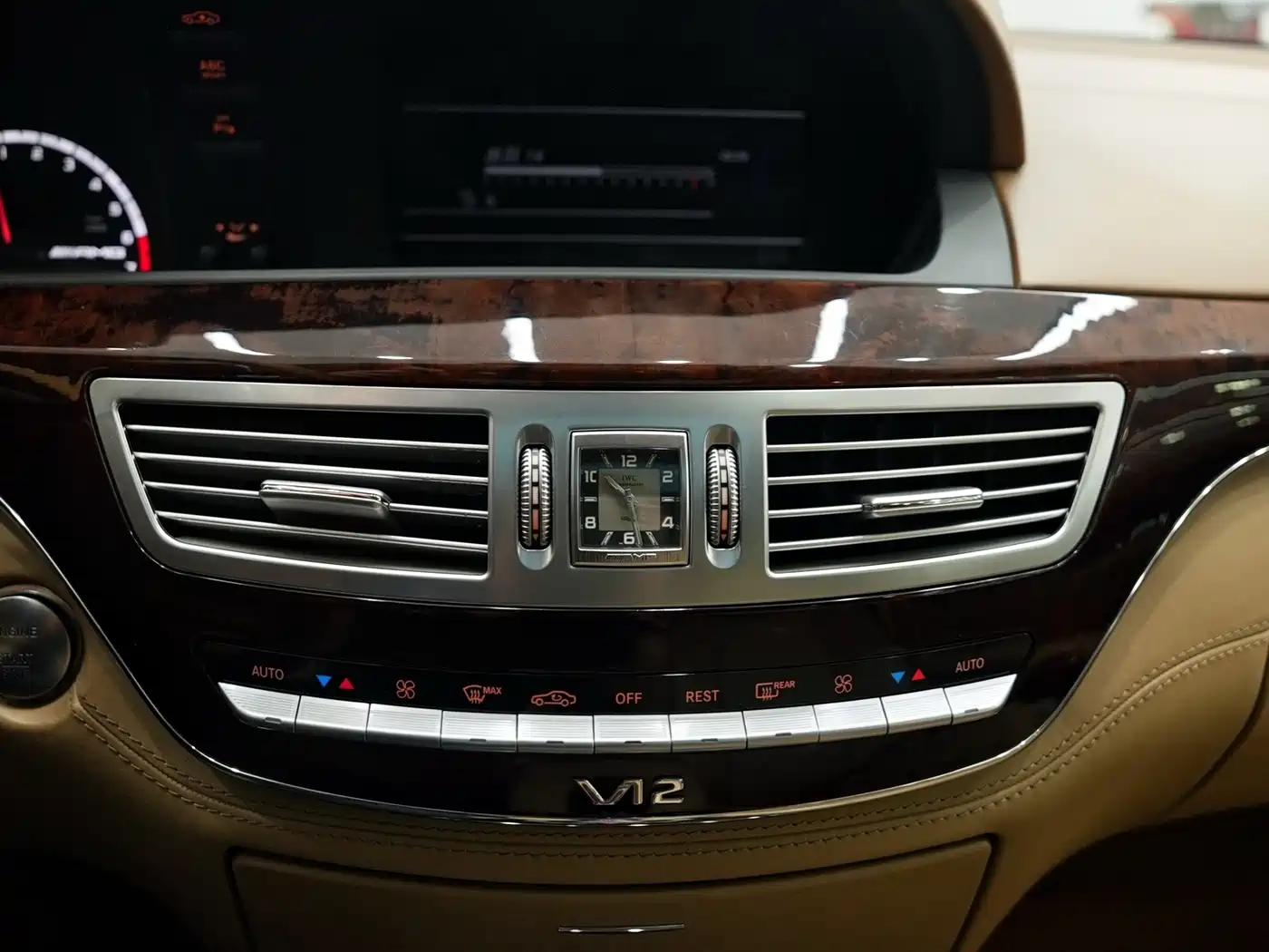 Mercedes-Benz S-Class AMG 2013 AMG S 65 L Grand Edition фото 18