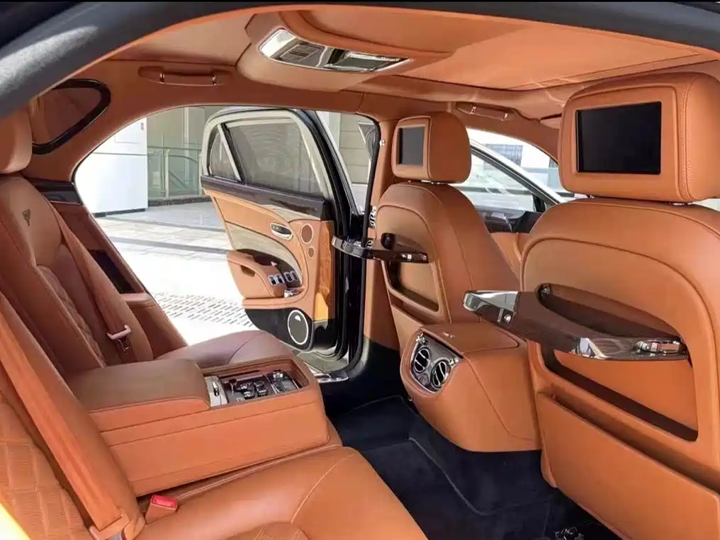 Bentley Mulsanne 2013 6.8T Mulliner Special Edition фото 3