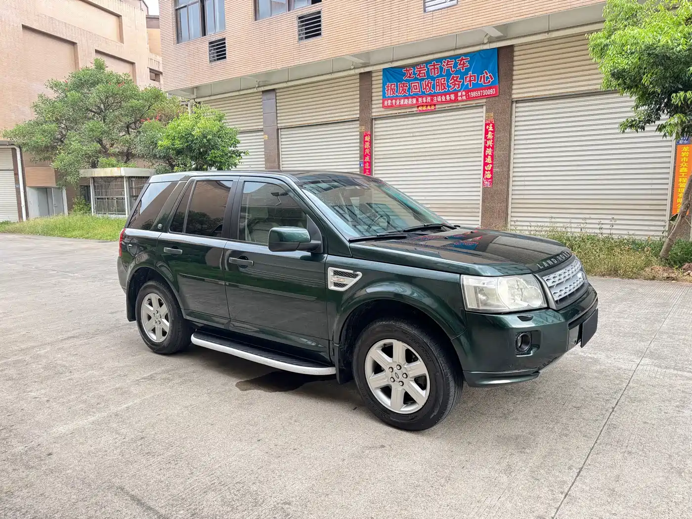 Land Rover Freelander 2 2010 3.2 i6 Automatic HSE Petrol фото 3