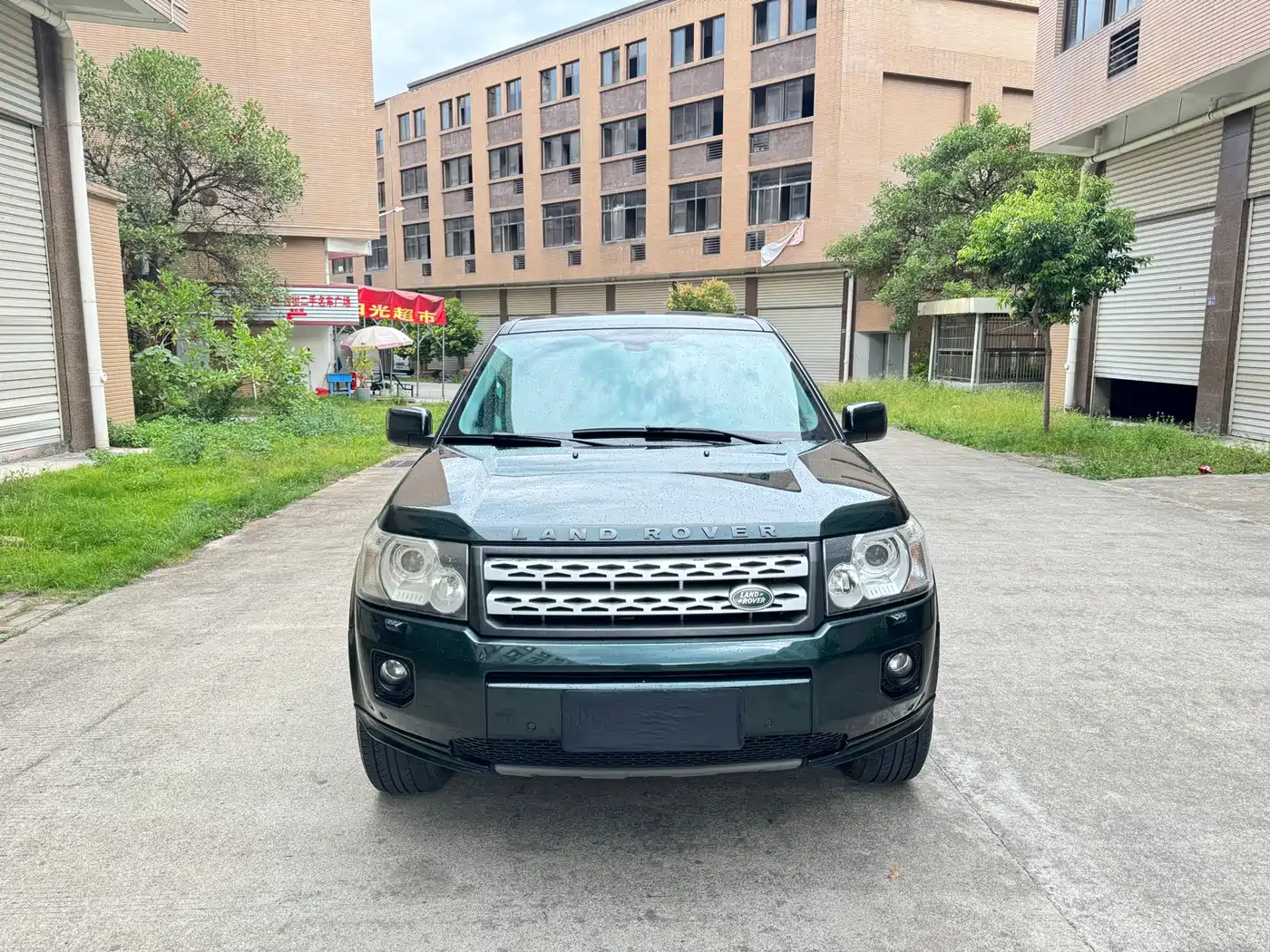 Land Rover Freelander 2 2010 3.2 i6 Automatic HSE Petrol фото 2