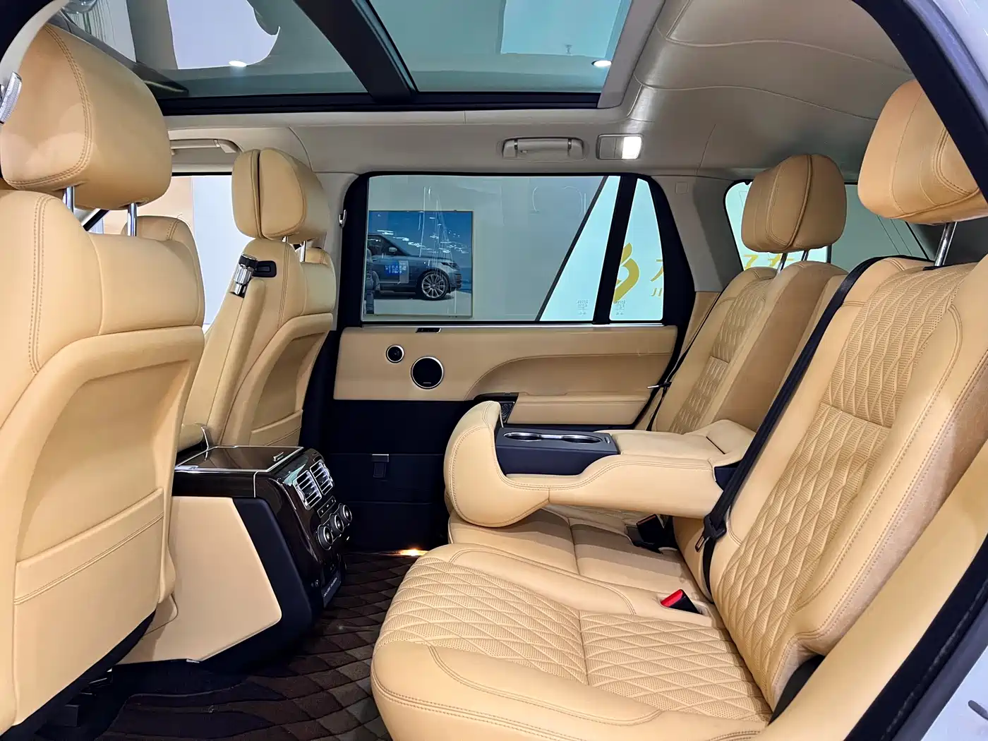 Land Rover Range Rover 2016 3.0 SC V6 Vogue LWB фото 14