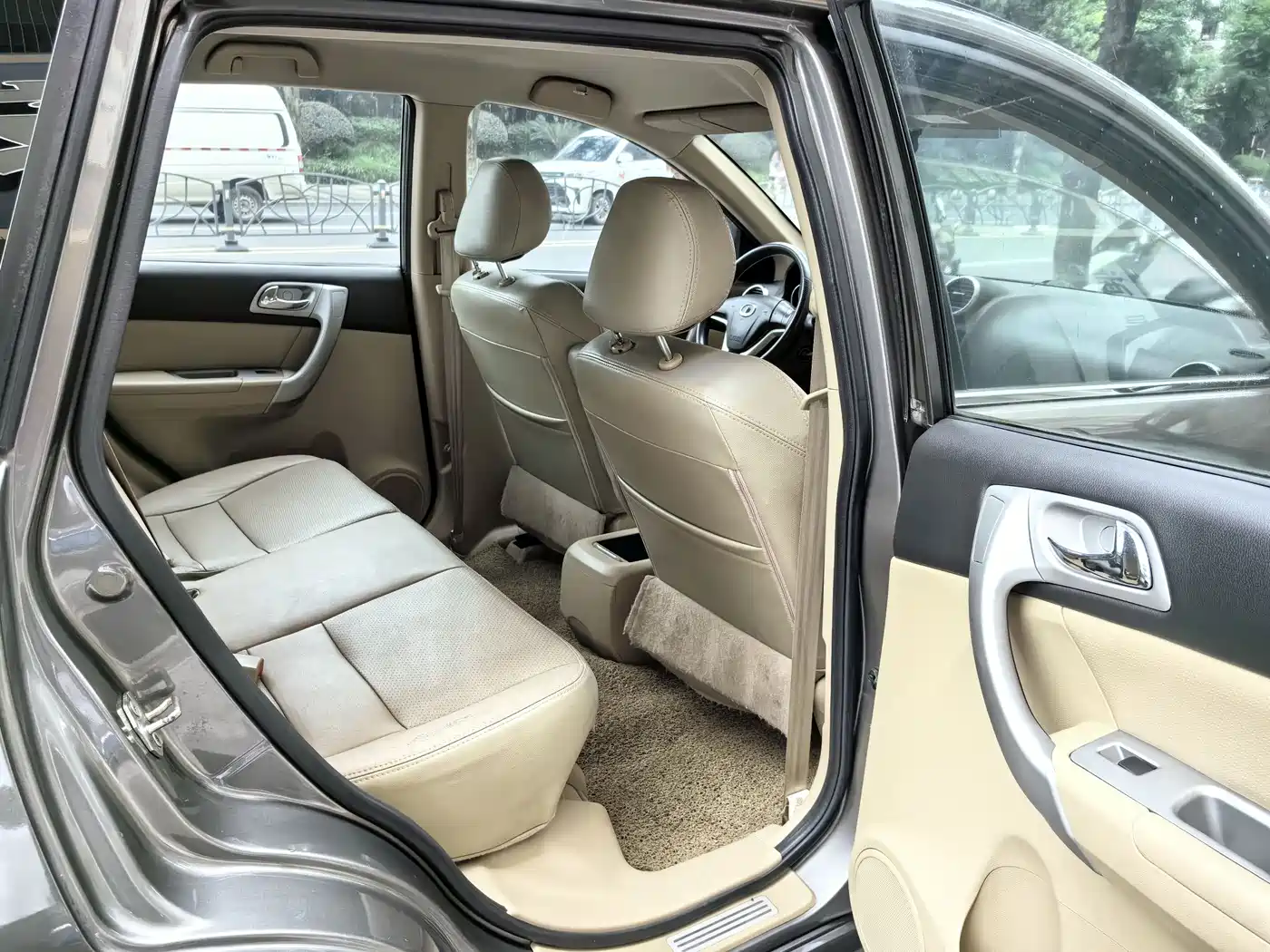 Haval H6 2011 2.0L Manual 2WD Elite Edition фото 15