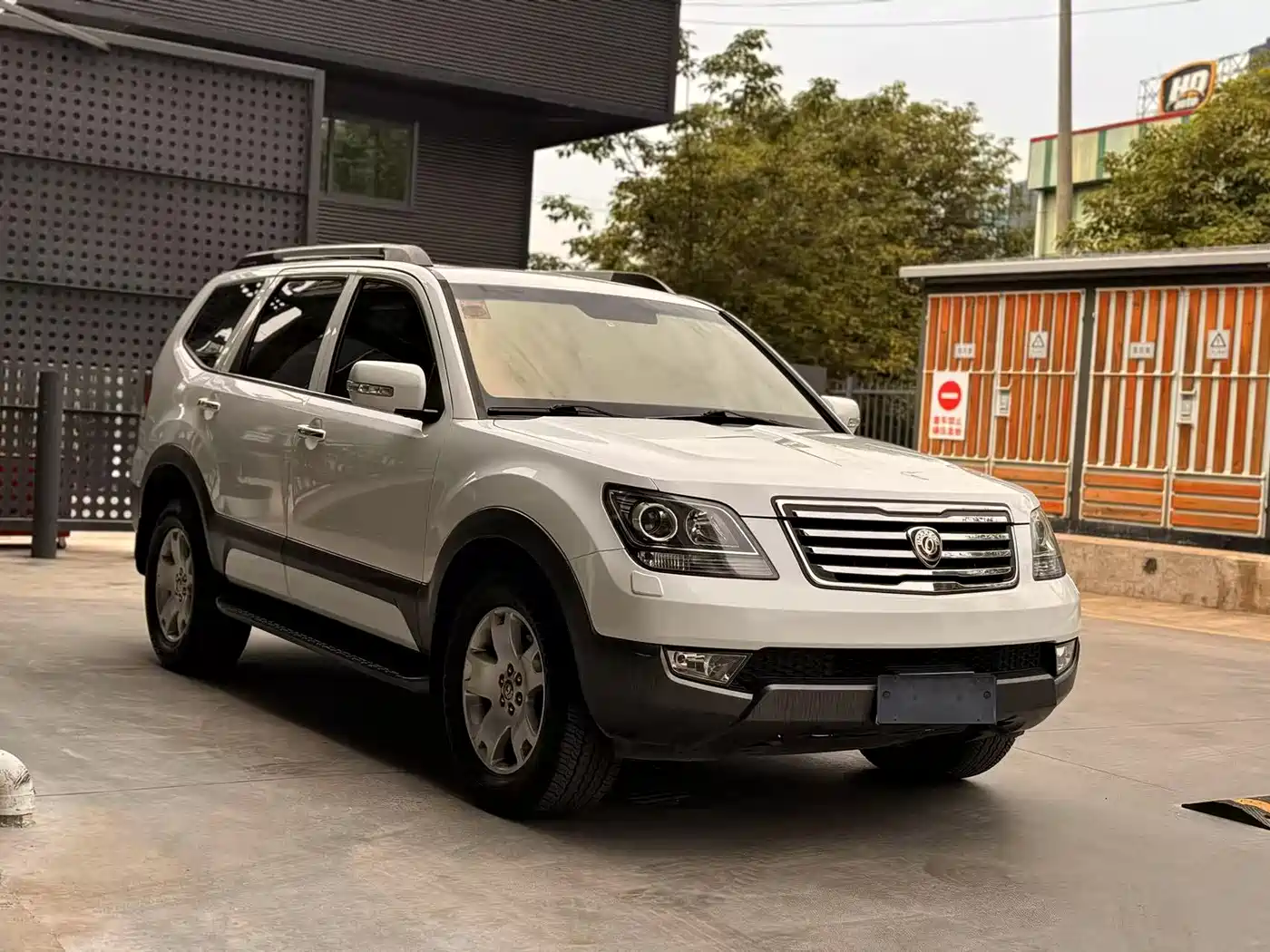 Kia Borego 2013 3.8L Luxury Edition China V фото 3