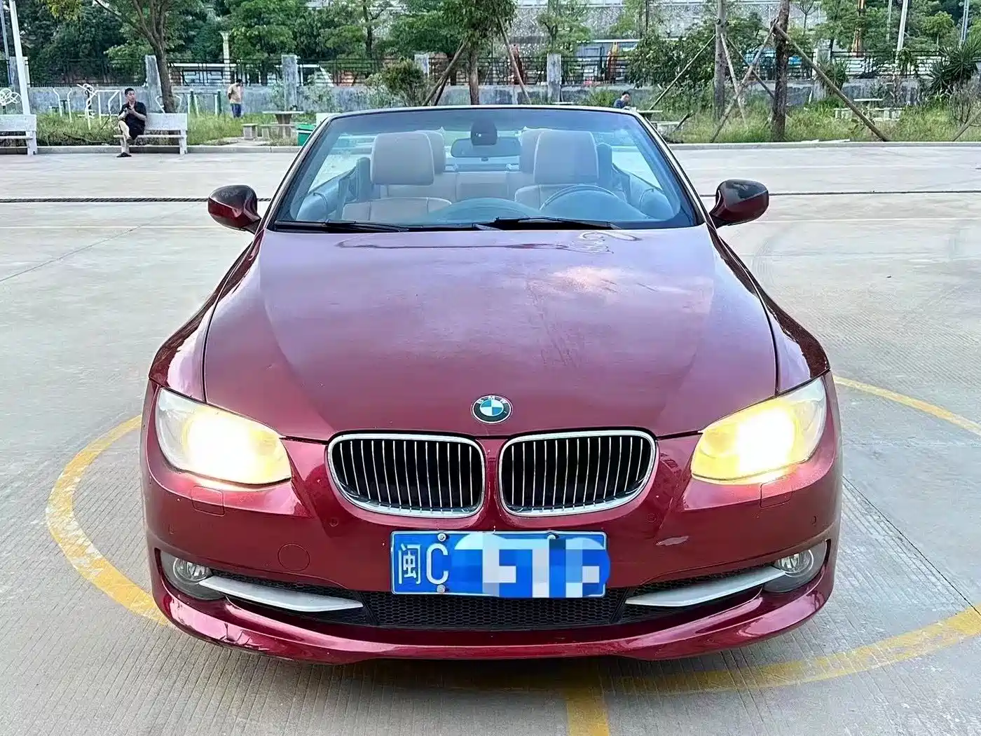 BMW 3 Series (Import) 2011 330i Convertible Coupe фото 2