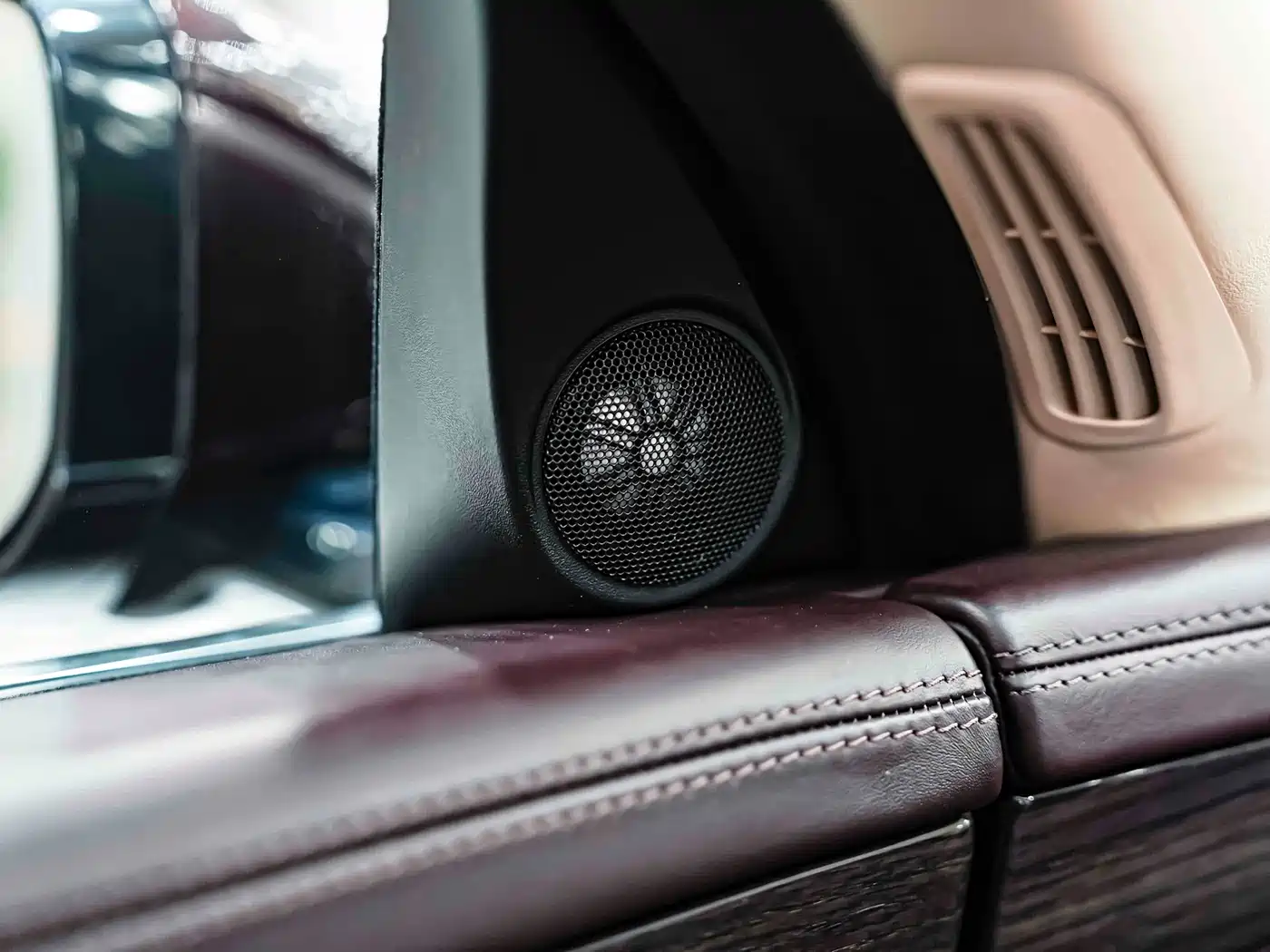 Jaguar XJ 2013 XJL 5.0 SC Ultimate Genesis Edition 5-seater фото 22