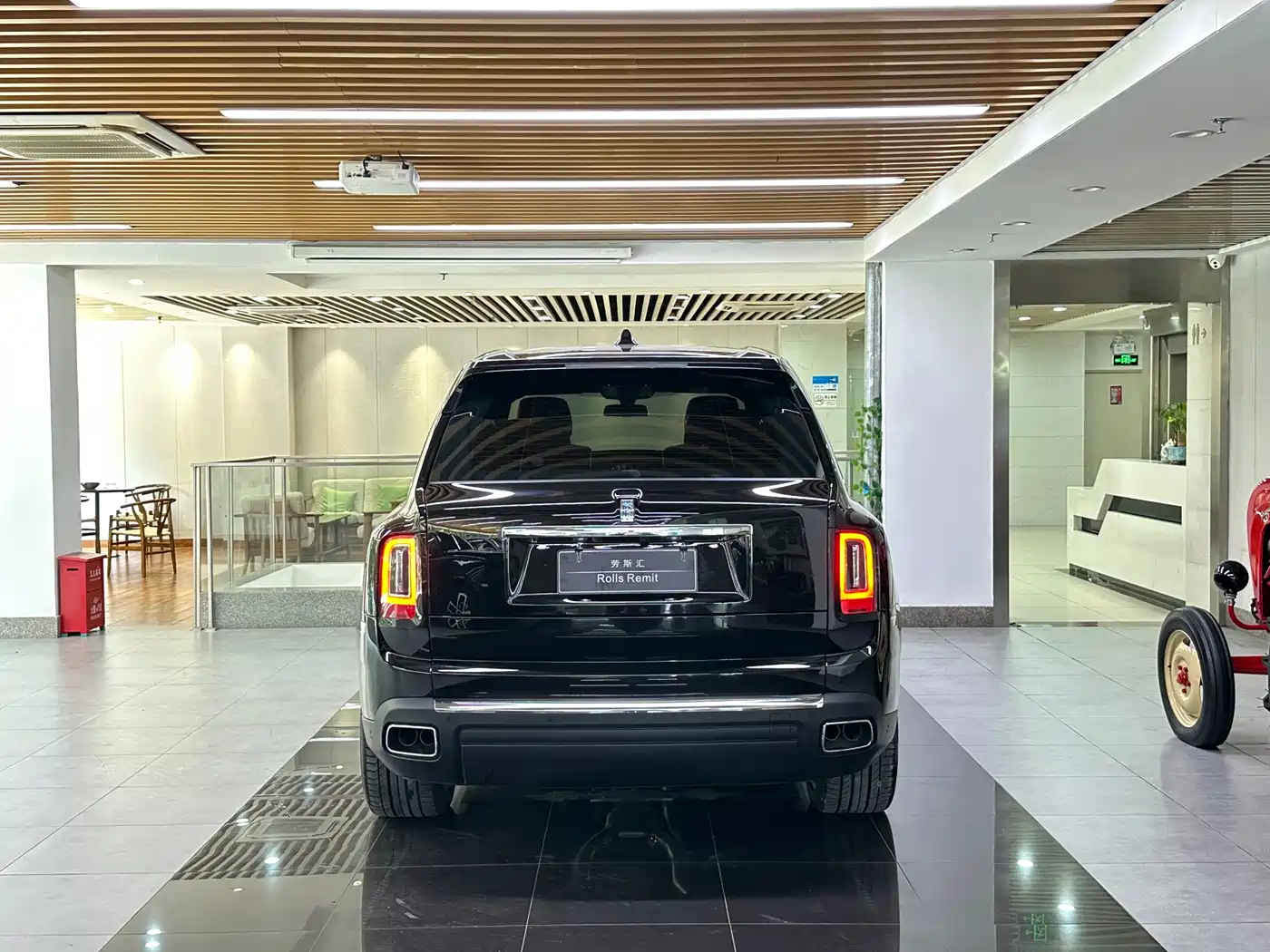 ROLLS-ROYCE CULLINAN